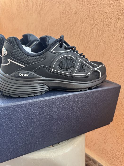 Дизайнерски обувки Dior B30