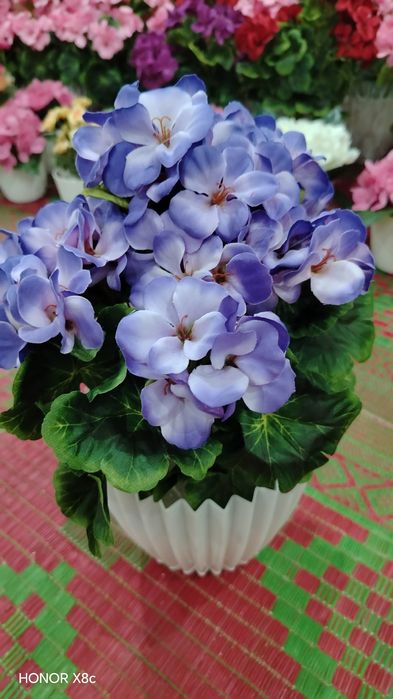 Dekorativ sun’iy gullar / Декоративные искусственные цветы