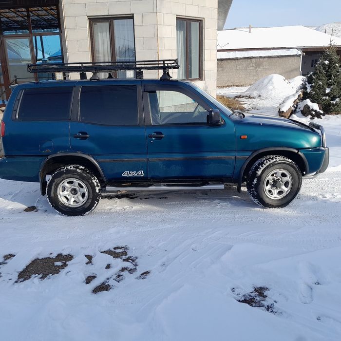 Продам машину Ниссан Террано 2