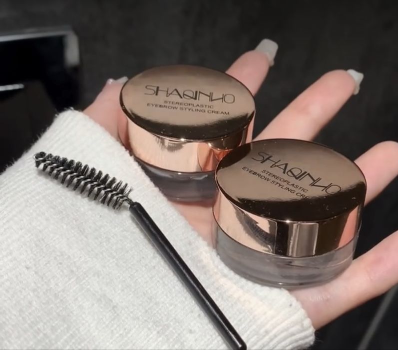 Чисто нов гел за вежди с четка