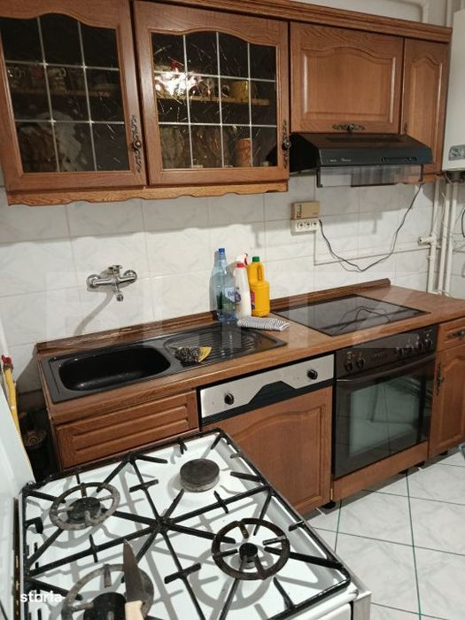 Apartament 2 camere de inchiriat, etaj 3, zona Micro 15