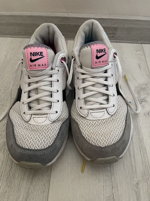 Nike Air Max SYSTM
