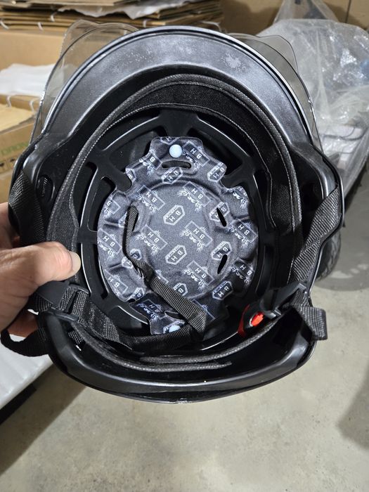 Шлем, каска для скутера. Скидка.