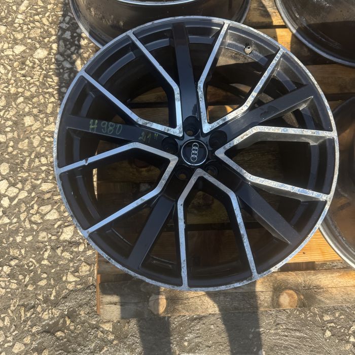 Алуминиеви джанти Audi RS6 9,5J R21 ET25 5x112мм 66,5мм 4G0601025CJ ном 980