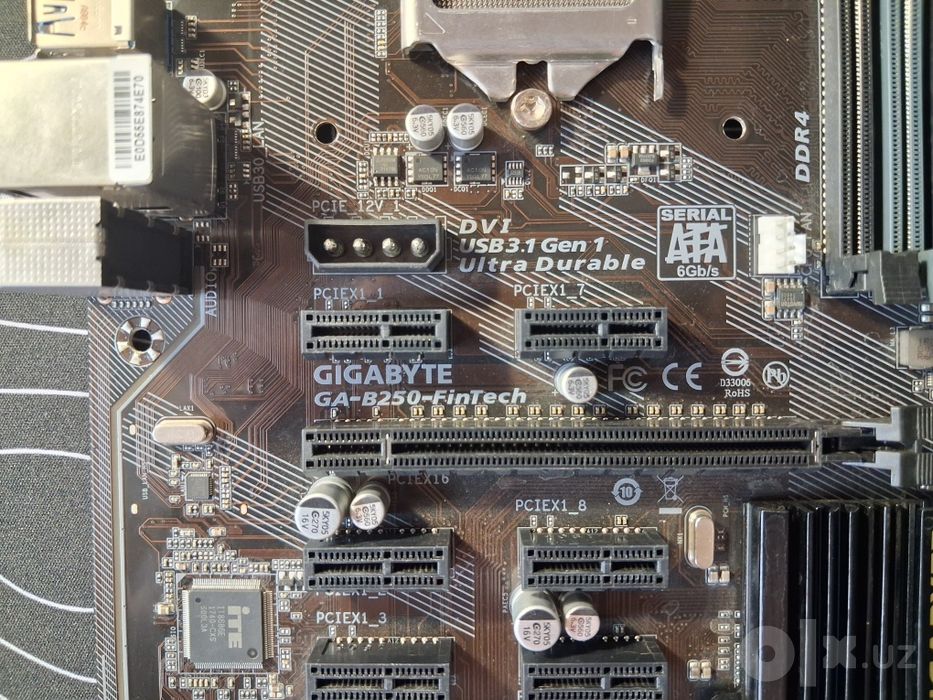 Продается мат. плата Gigabyte b250 fintech + g3930