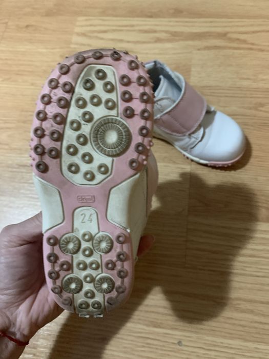 Ghete din piele pentru fetite