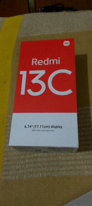 Redmi 13c продам новый телефон на гарантии