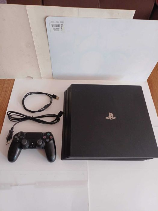 PS 4 Pro с 1 терабайт хард диск