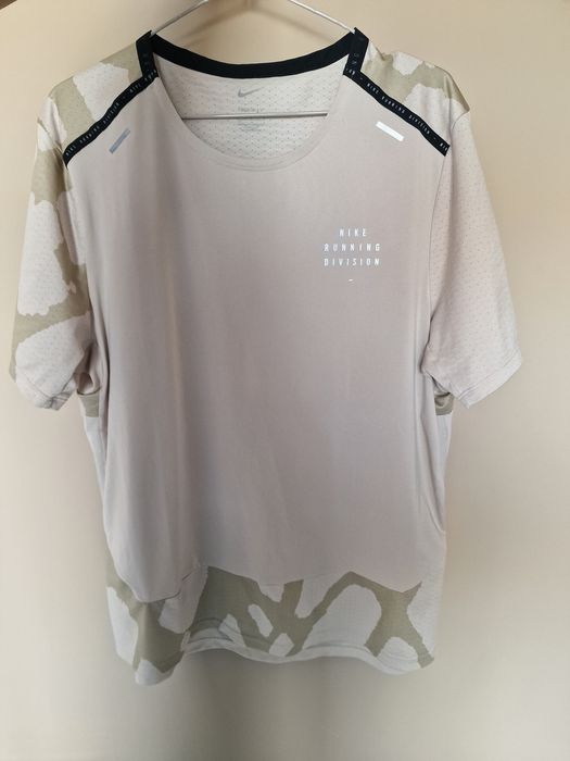 Тениска Nike running