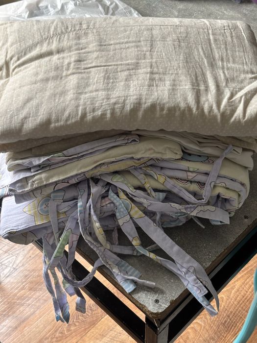 Детская кроватка с матрасом, манеж