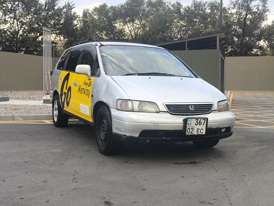 Авто в рассрочку Honda Odyssey