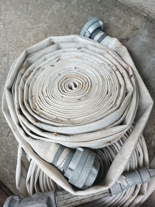 Пожарникарски маркуч и струйник 60м