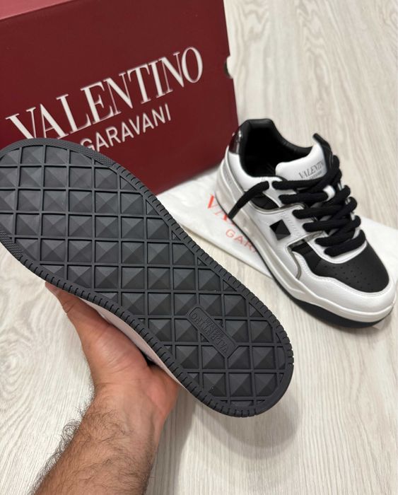 Nou! Valentino garavani