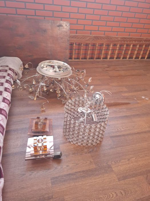 Люстры в отличном состоянии