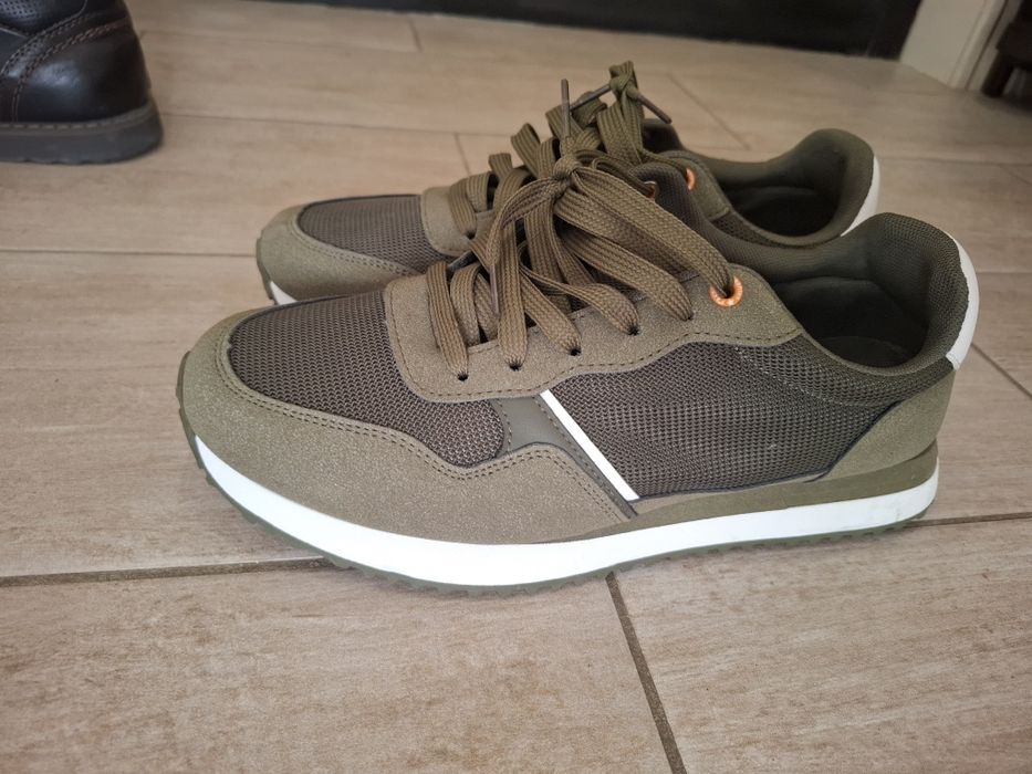 Кроссовки мужские