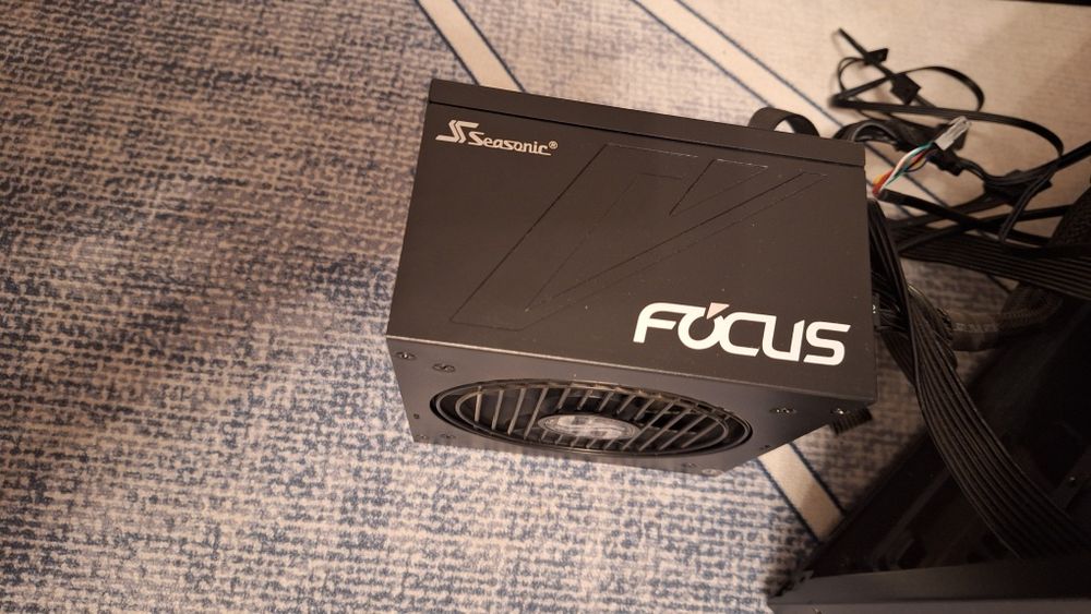 Sursa Seasonic GX 750W 80 Plus Gold