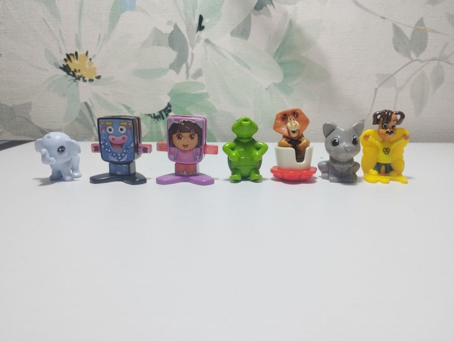 Продаю игрушки из киндер ,есть старые коллекции