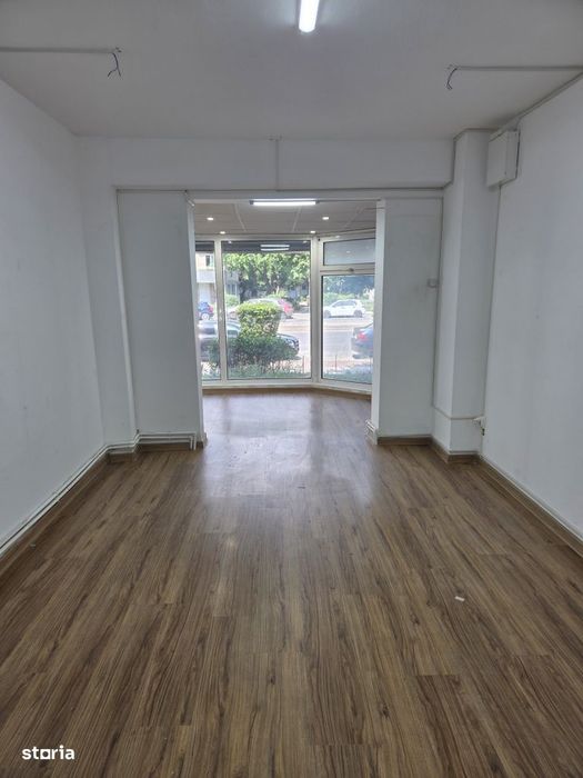 Spațiu Comercial De Inchiriat La Mașniță