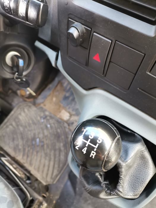 Ford transit Форд транзит 2.4 100 кс 5 степенна кутия на части