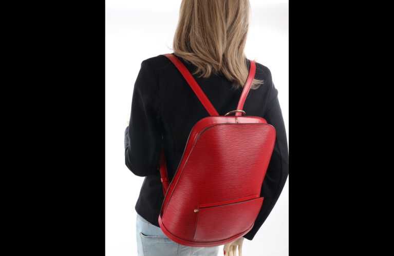 Естествена кожа/дамска раница