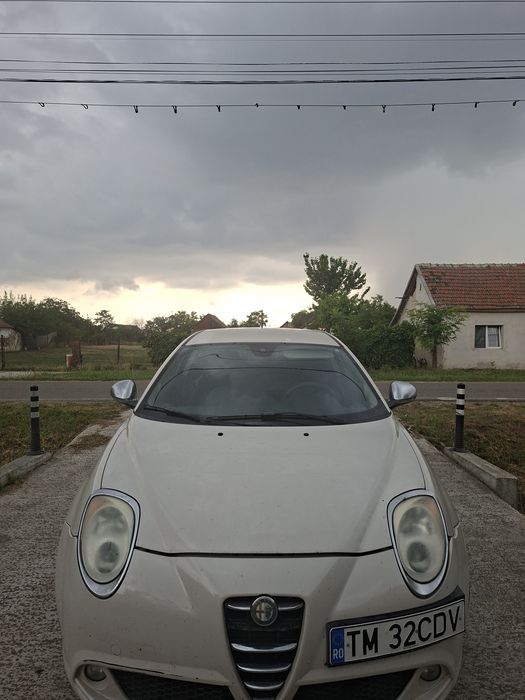 Vând Alfa Romeo MiTo – 2011 – 1.3 MultiJet Diesel – 95 CP