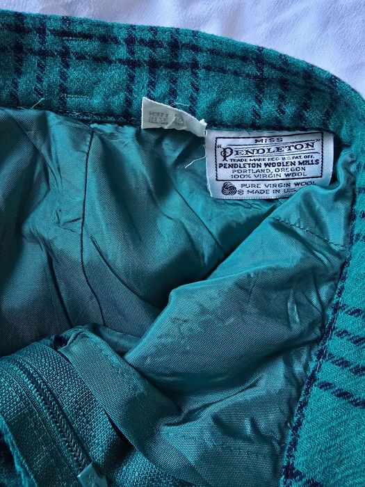 Fusta lunga din lana virgina