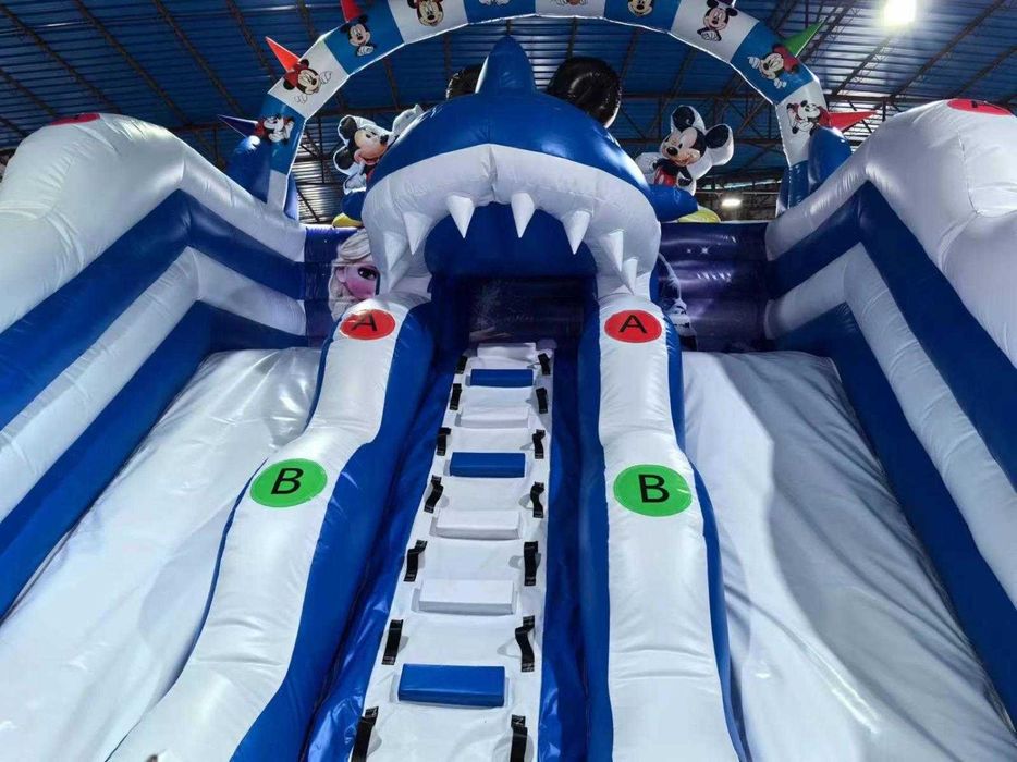 Închirieri, închiriez tobogan, topogan gonflabil pentru evenimente