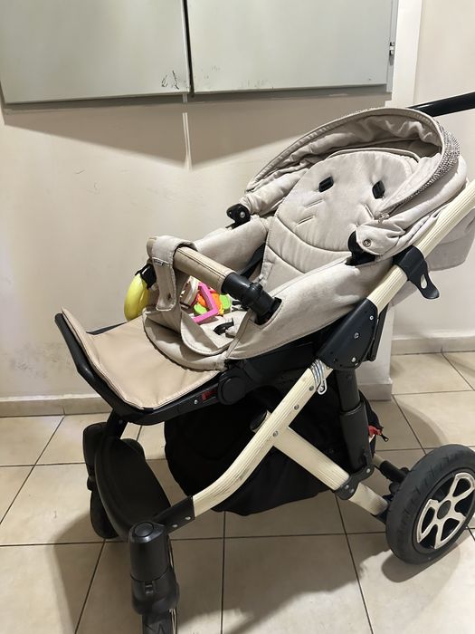 Продам коляску 3 в 1.