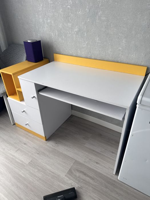 Стол письменный покупали за 70000