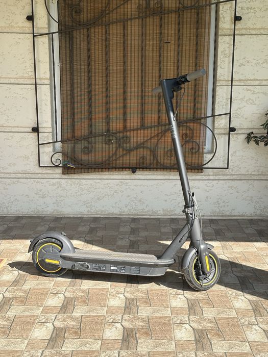Электросамокат Ninebot KickScooter Max G30P