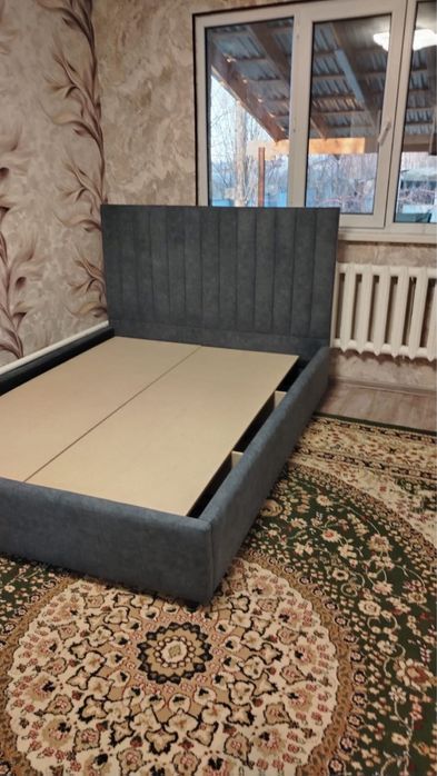 Кровать двухспальняя