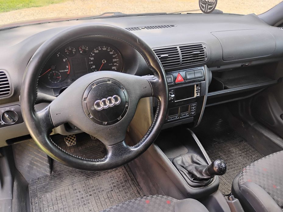 Audi A3  1.8 benzină din 1996