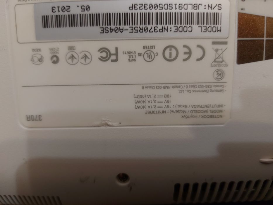 Laptop Samsung NP370R5E i3