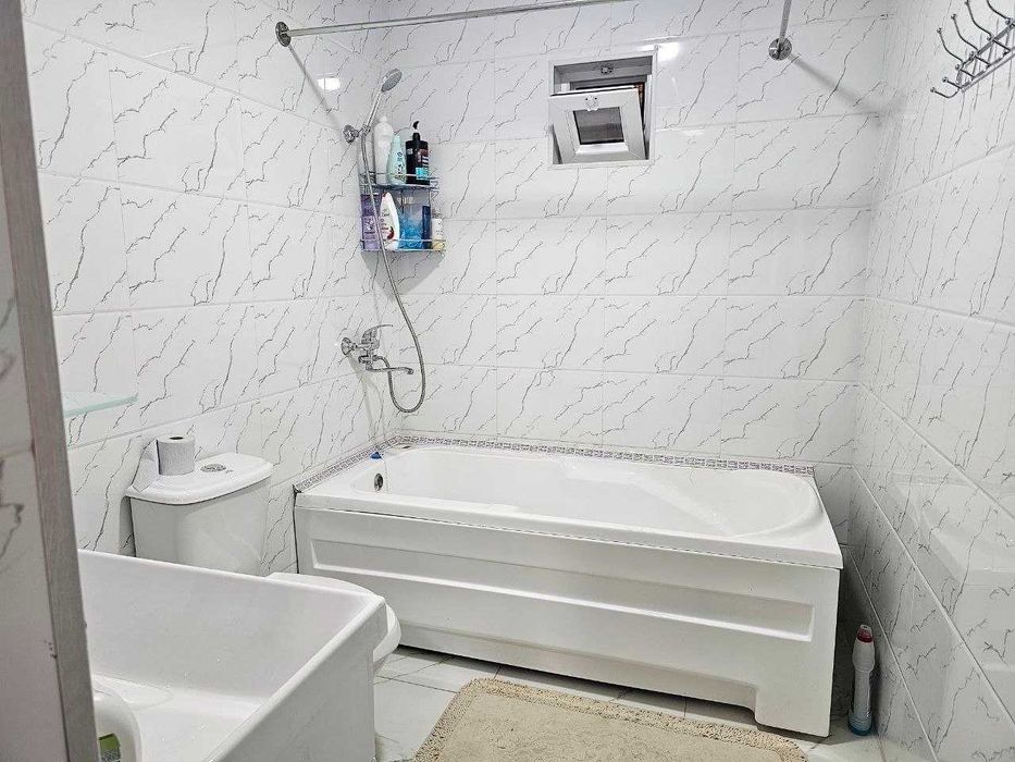 Продается 3-комнатный 70m2 метро Дустлик c въездom для авто