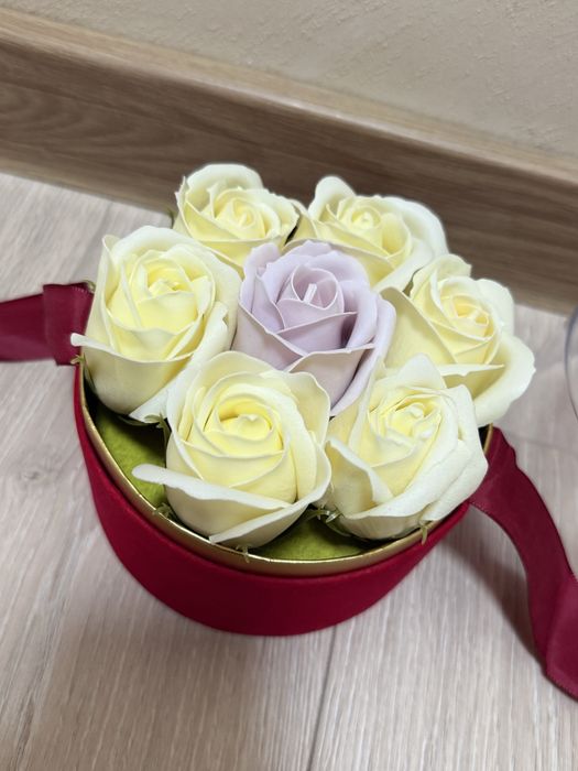 Уникални сапунени букети – ръчна изработка и стилна аранжировка