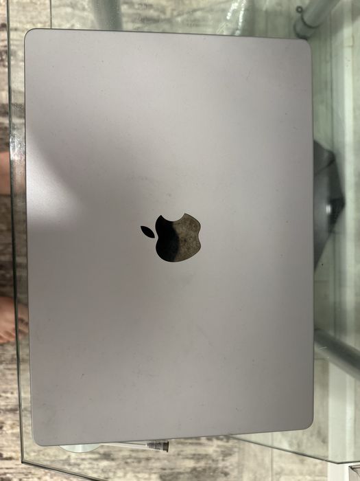 Macbook pro 14 m2