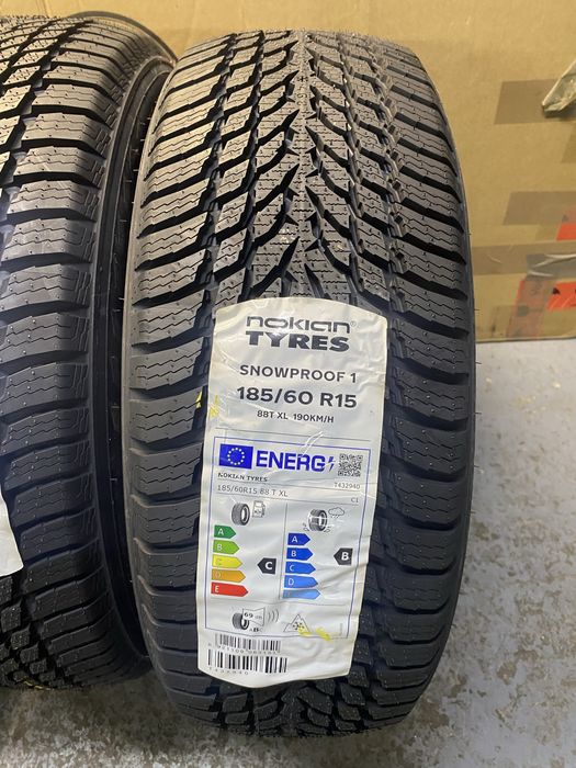 Anvelope iarna 185/60R15 Nokian SnowProof 88T XL NOI