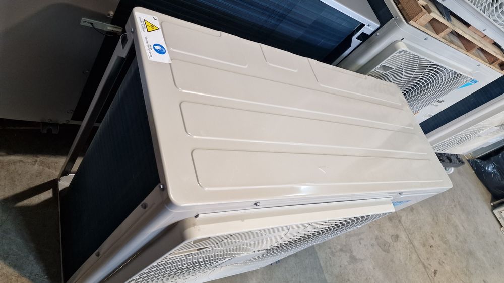 Нови външни тела DAIKIN 8, 12, 16, 24, 30kw перфектни за термопомпа
8k