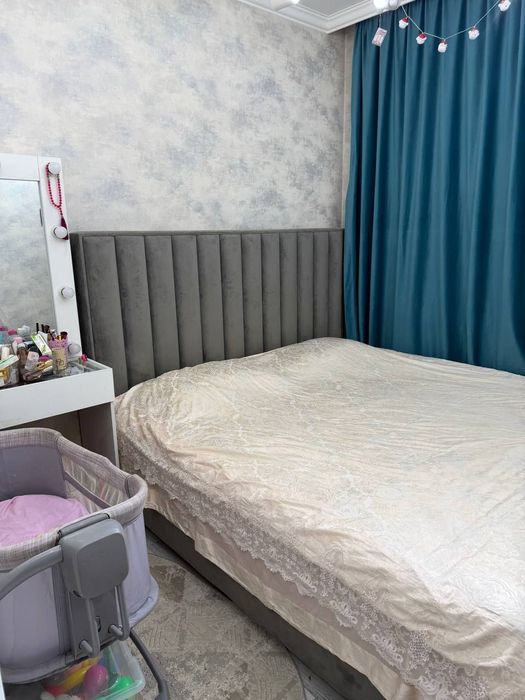 Сергили 5 Чинор бекатига Якин 1 хонали КВ.Сотилади