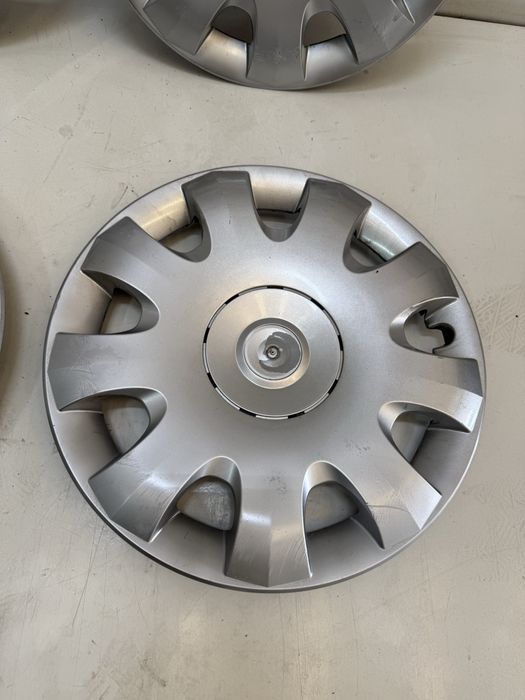 Capace jante roti tabla R16 Skoda Octavia 2 Fabia 2 1Z0 601 147 A