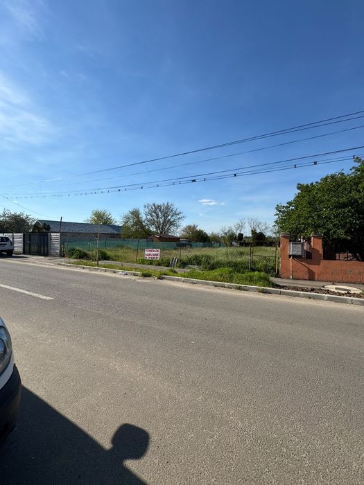 Teren intravilan de vanzare Caracal str.Măceșului -suprafata 676mp