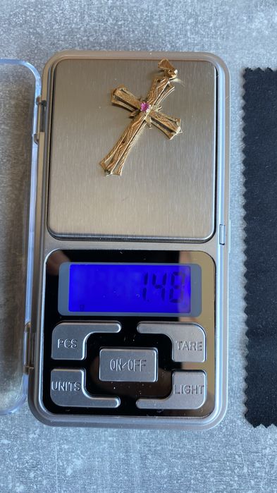 8 броя ЗЛАТНИ накити, висулки, синджирчета (ЧИСТО НОВИ) и други