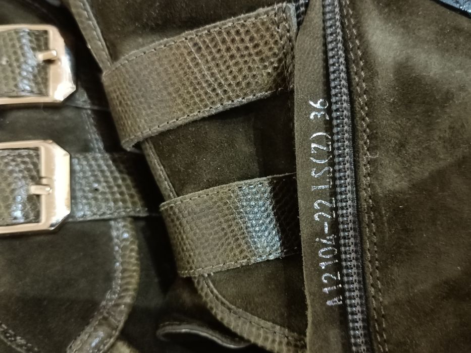 Зимние теплые ботинки