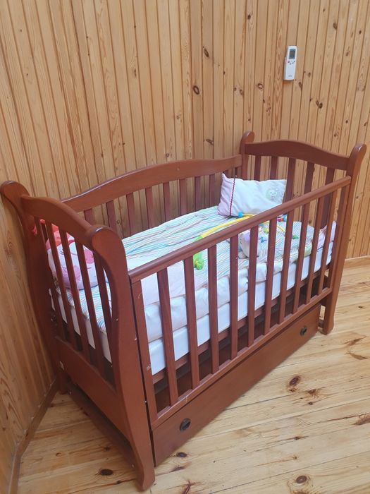 Продам детский манеж.