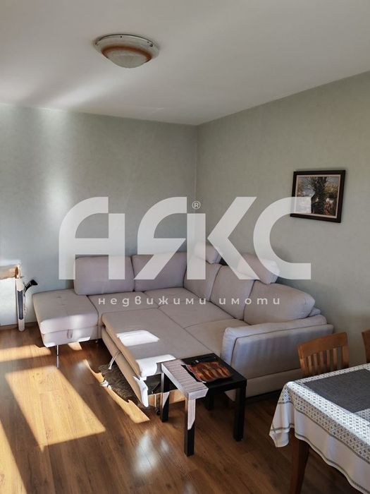 Двустаен обзаведен апартамент в кв. Дружба 2 - бърз достъп до цнетъра