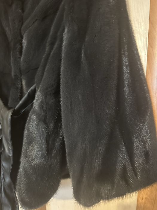 Шуба норковая очень красивая