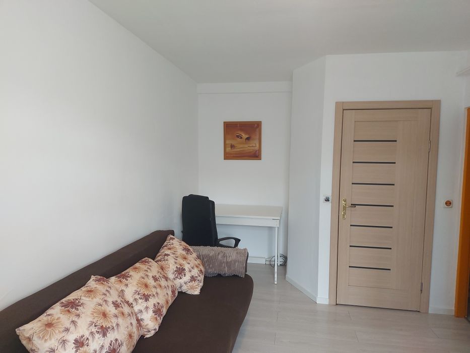Persoana fizica dau in chirie garsonieră conf.1  str. Oasului nr 86-90