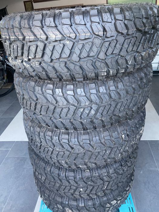 Cauciucuri offroad 285 70 18, Renegade