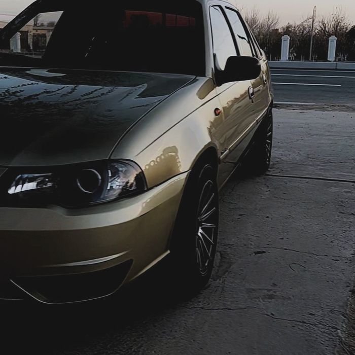 Nexia 2 dons 1.6  1000$ surtilgan