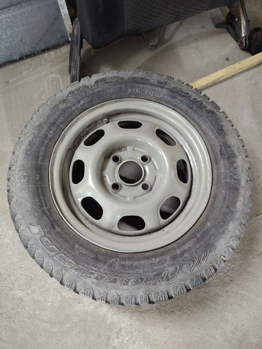 Продам комплект на р 13